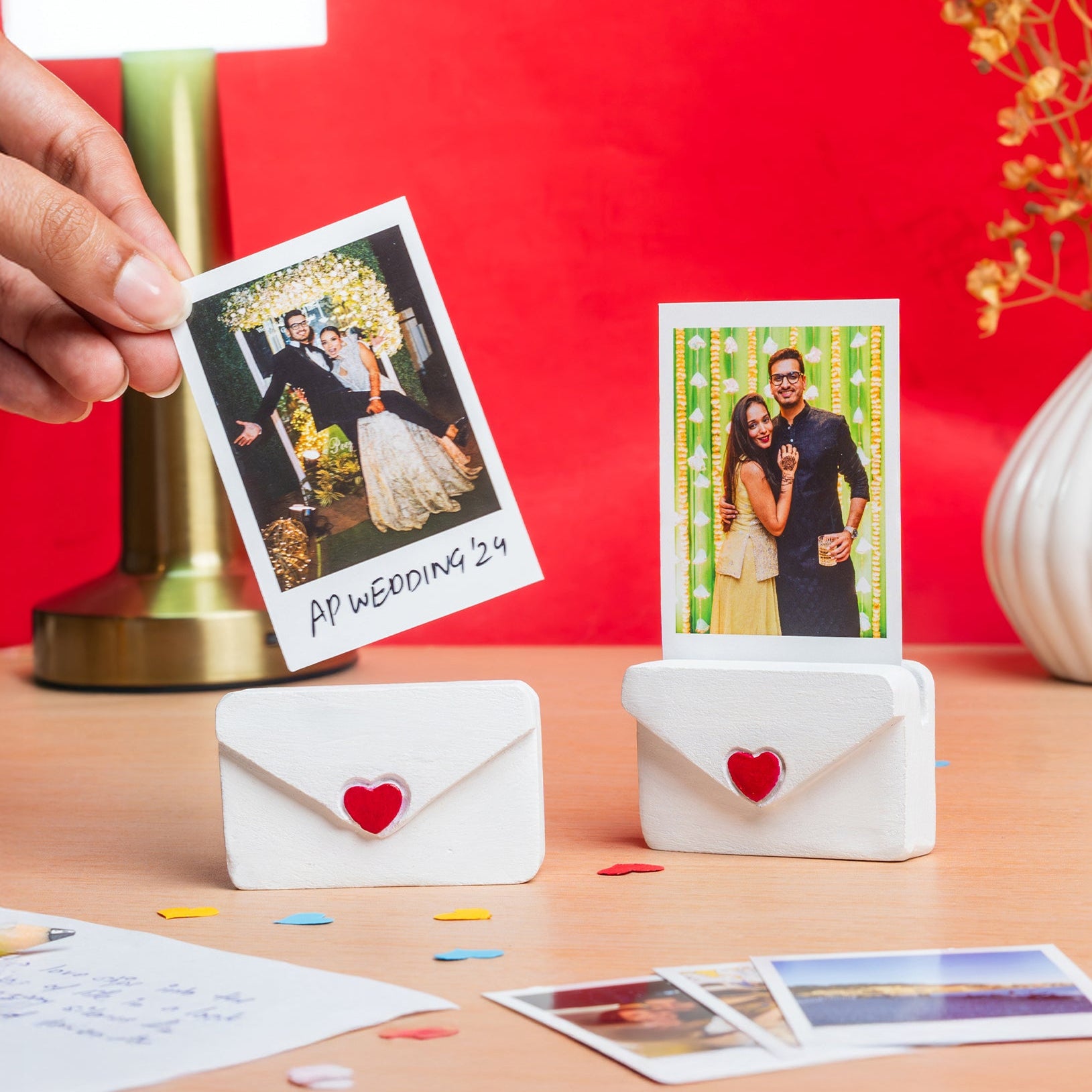 Heart Mail Holder - Set of 2