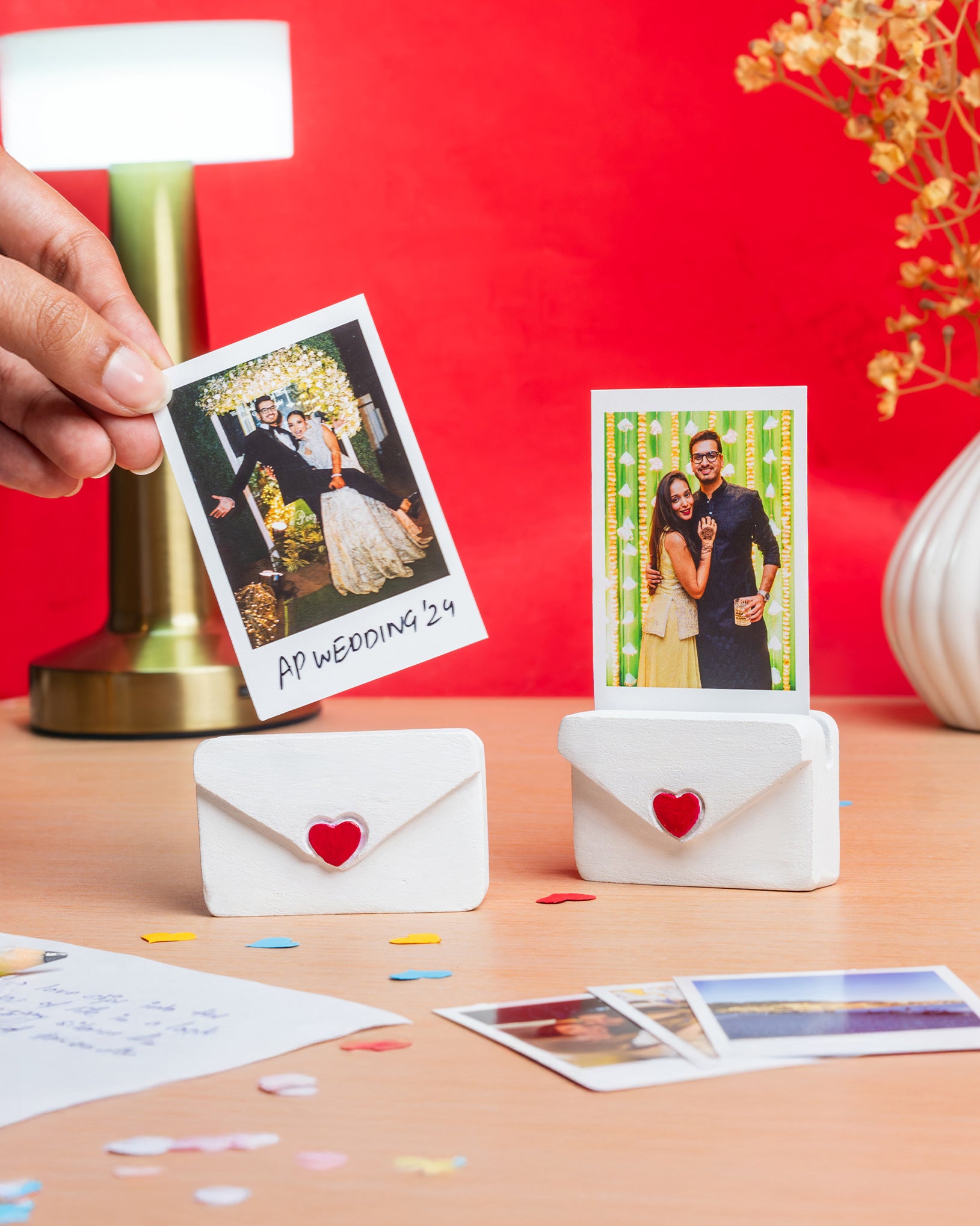 Heart Mail Holder - Set of 2